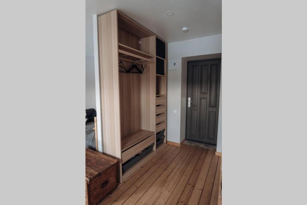 Teatra Street Apartment Balvi Luaran gambar